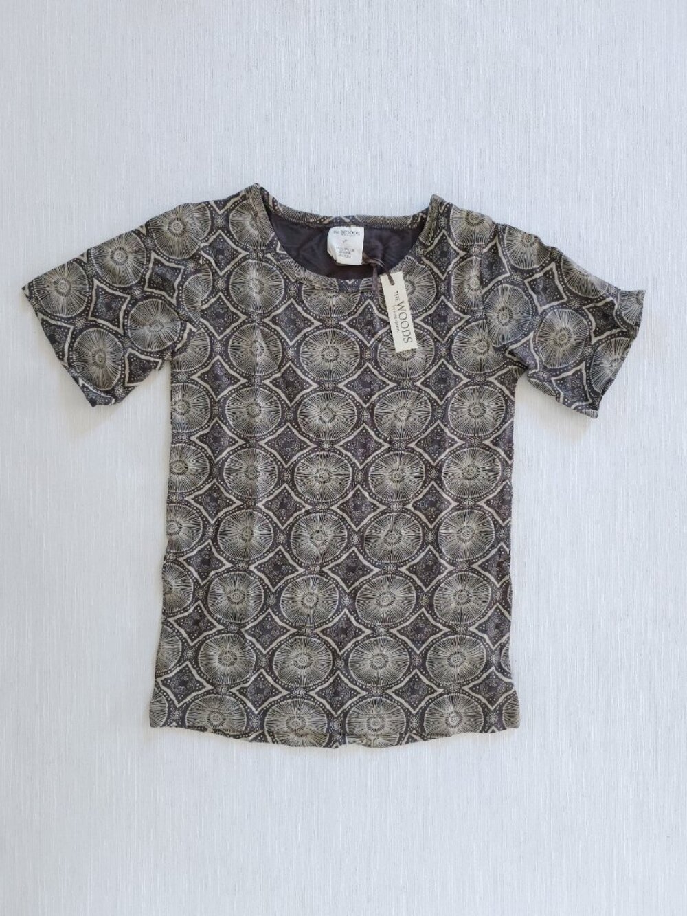 Kate Quinn The Woods Short Sleeve Boxy Tee Beluga Batik 7Y New